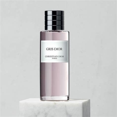 dior gris perfume reviews